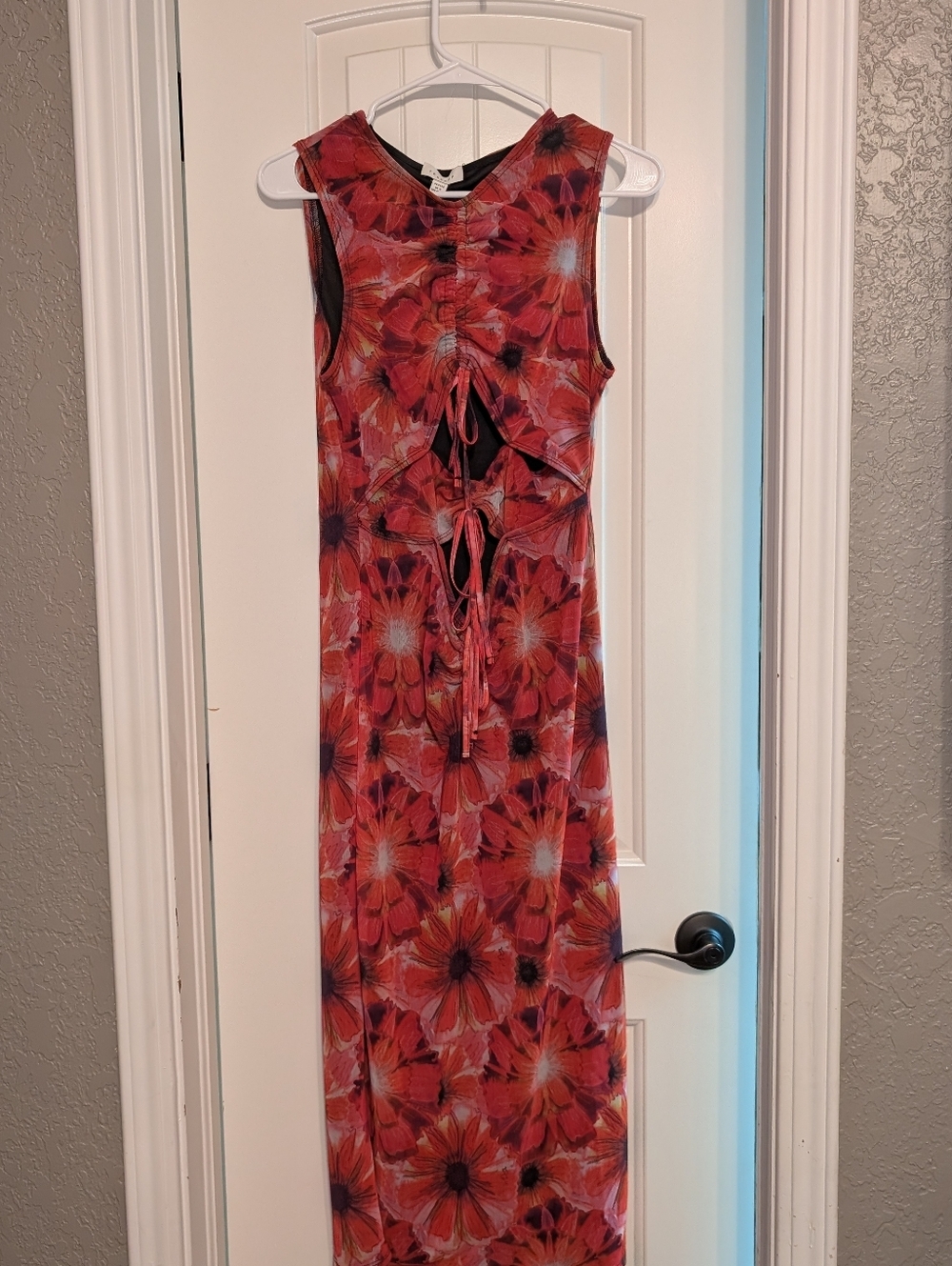 NWT Topshop Red Floral Maxi Dress with Cut Outs, US Petite 8-10 - Picture 6 of 10